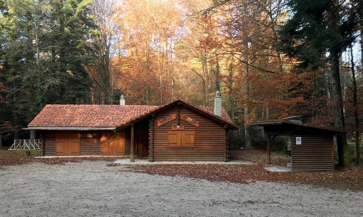 Refuge forestier de la Fontaine des Chasseurs